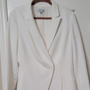 SALE Tahari Blazer Jacket - off White Size 14